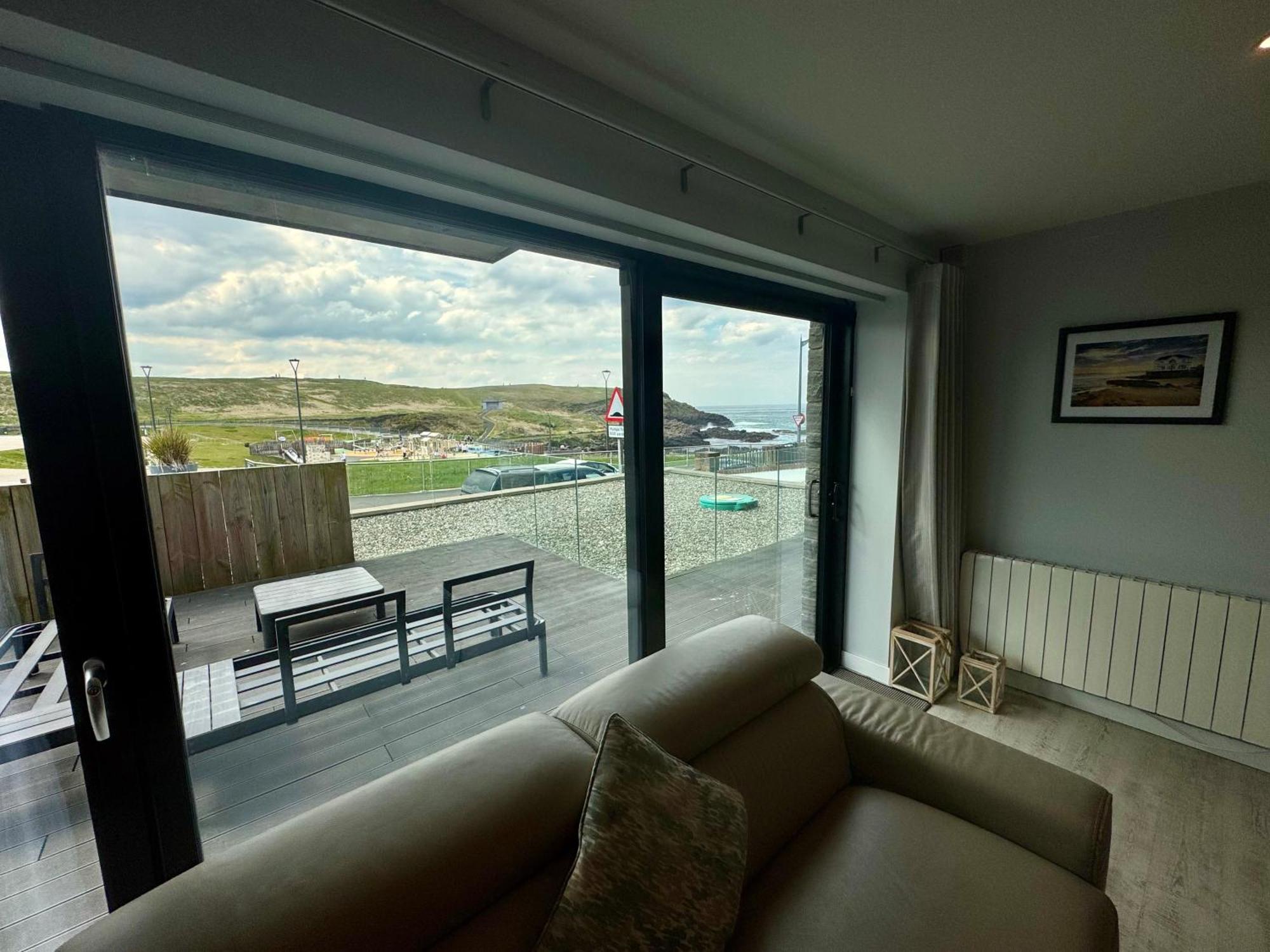 The North Cove, 20M To The Sea, Modern Studio Apartment Portrush Exterior photo